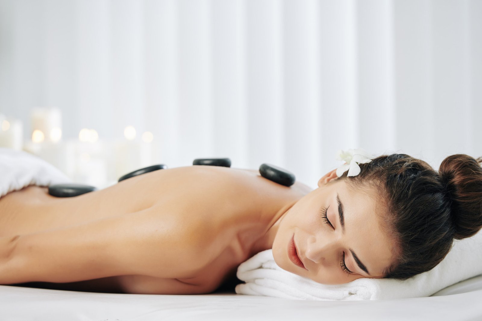 Thai-Hot-Stone-Massage